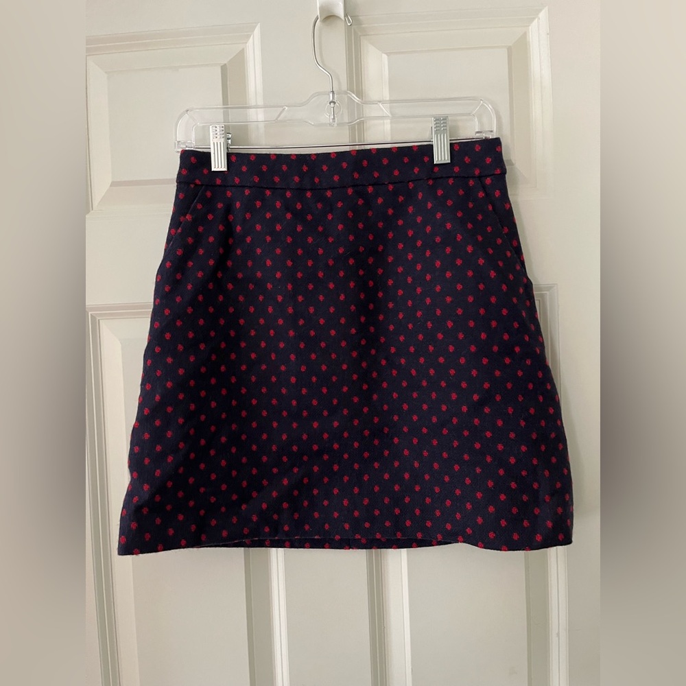 BODEN British Tweed By MALLALIEUS mini skirt wool Navy with Red Polka Dots 4P